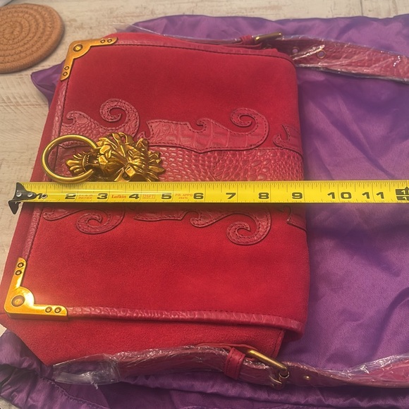 Sharif Red and Gold Crossbody Bag with Lion Doorknocker and Dustbag - Picture 9 of 11